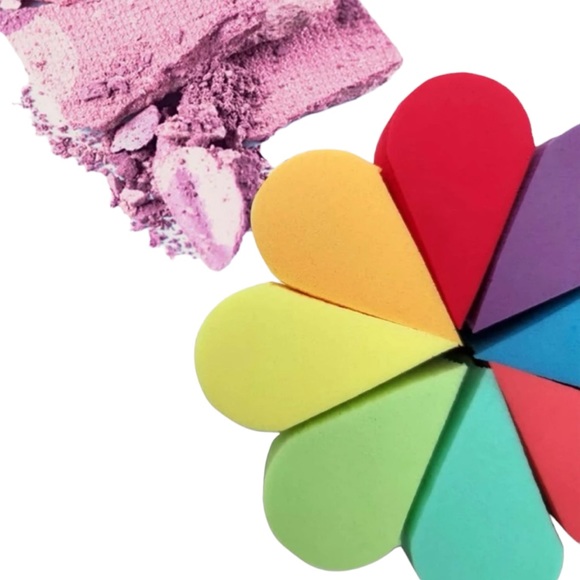8 Rainbow Makeup Sponges - Picture 5 of 5